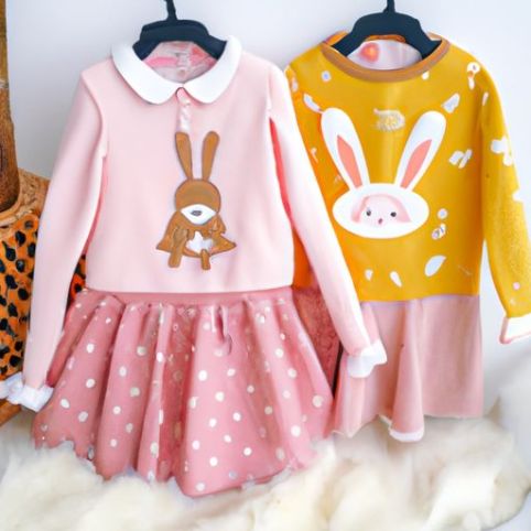Herbst 2023 neue koreanische Baby-Kleidungssets für Mädchen, heiß verkaufter Osterkaninchen-Aufdruck mit langen Ärmeln, Oberteil und Rock, zweiteiliges Set für Mädchen, Frühling und