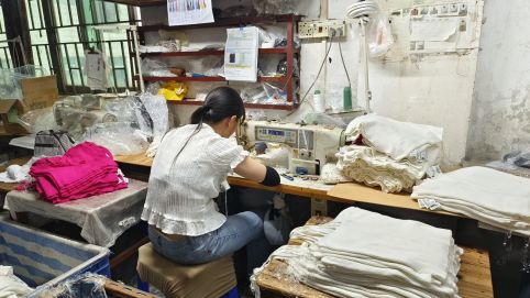 سترات صوفية للأولاد مصنوعة حسب الطلب في الصين، مخصصة لسترة النساء