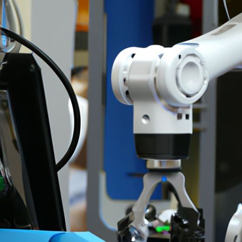 işbirlikçi robotların kolu endüstriyel robot koluna ulaştığından 625 mm taşıma kapasitesi için işbirlikçi robot 2022 Sıcak AUBO I3 6 eksen