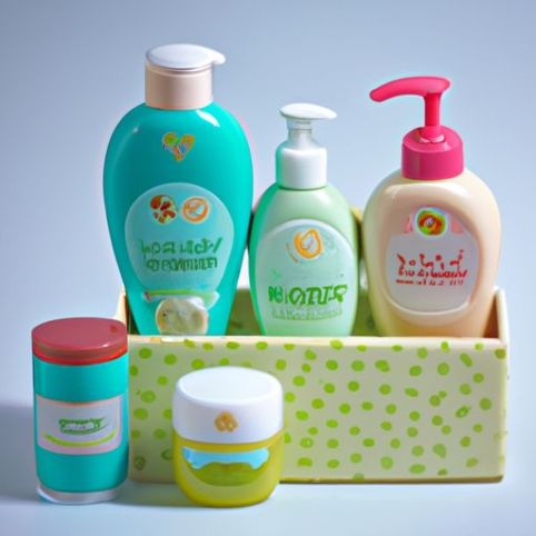 apresentando uma variedade de produtos para cuidados com a pele e o corpo e produtos de banho para nutrir o bebê, conjunto de 4 itens para cuidados diários para bebês