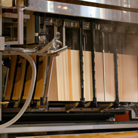 Presse/OSB-Produktion/Osb-Anlage Holzbearbeitungspressmaschine mit hoher Spanplatte heiß