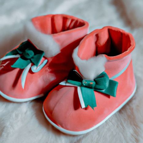 أحذية ناعمة من جلد الغزال أحذية للرضع حديثي الولادة أحذية للأطفال الصغار مشاية أولى أحذية أطفال لمرحلة ما قبل المشي مخصصة للجنسين