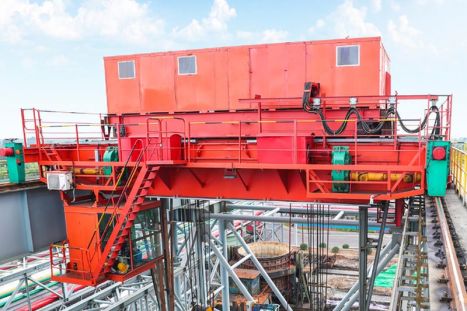 QD type 5-450 tons hook bridge crane Suppliers